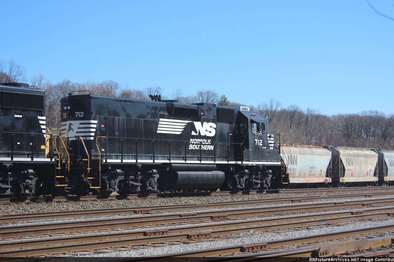 NS 712